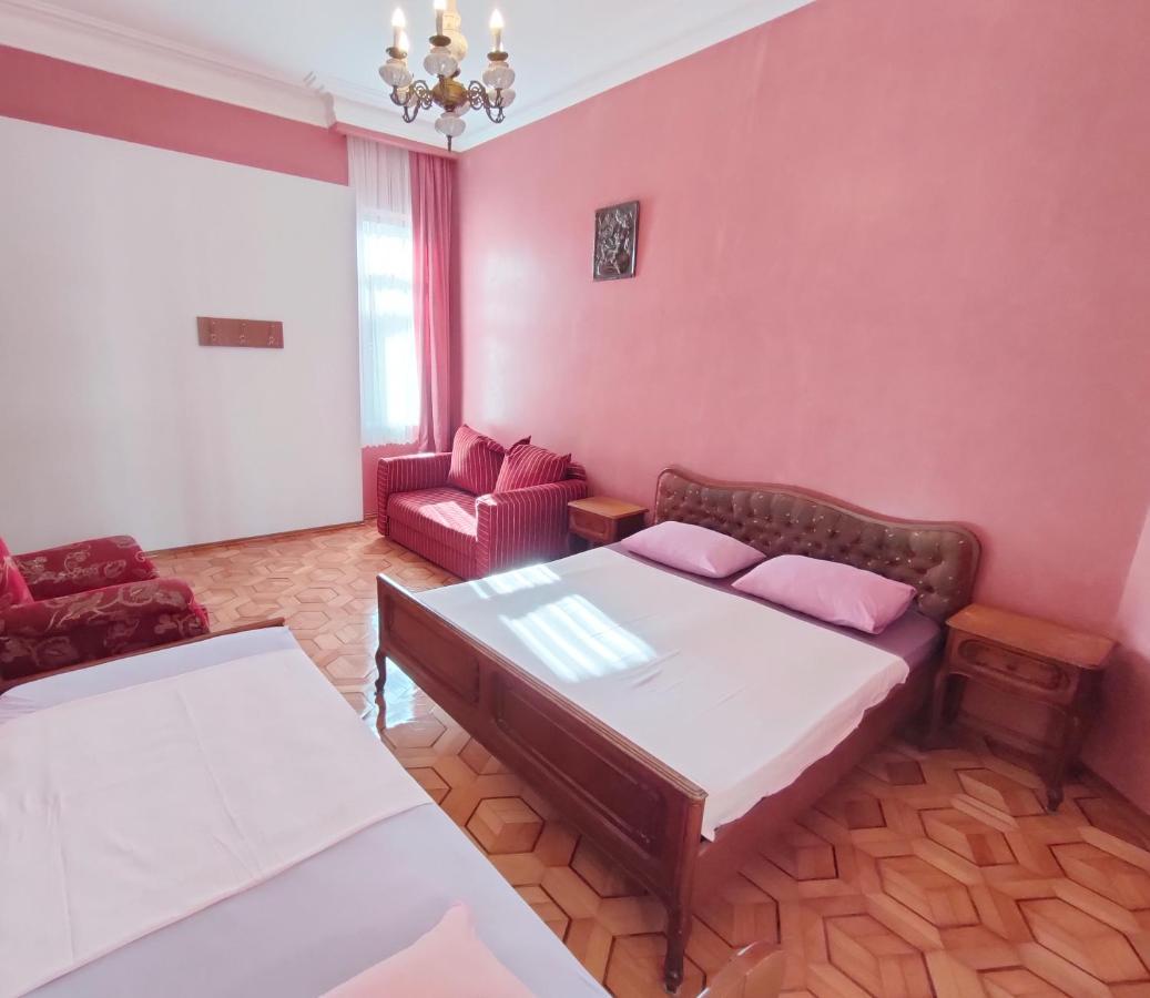 Batumi Sun Hostel Exteriör bild