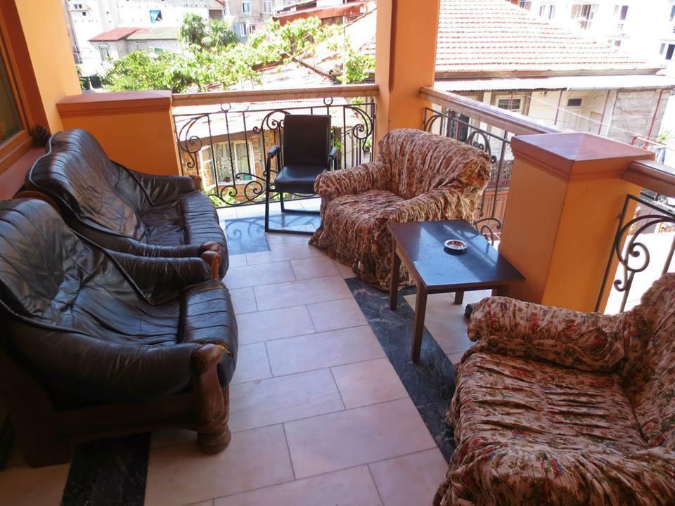 Batumi Sun Hostel Exteriör bild
